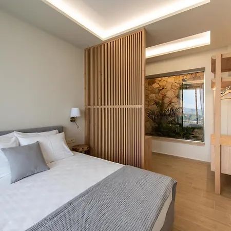 Pietra Caves Lithakia (Zakynthos)